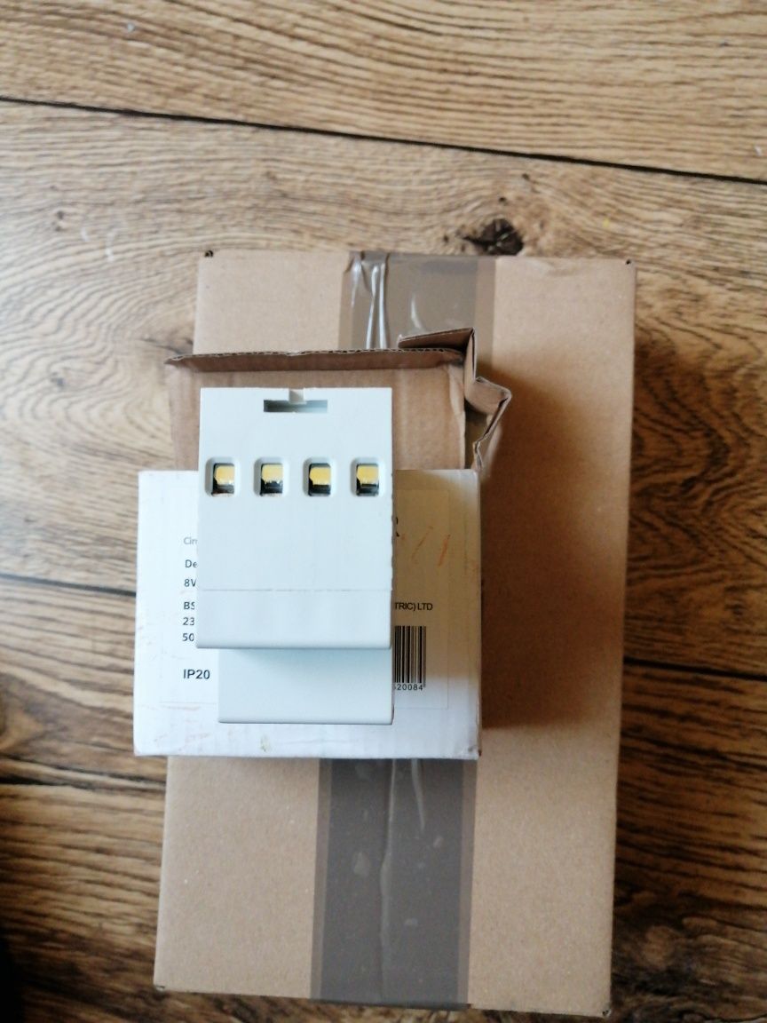Transformator dzwonkowy 300v