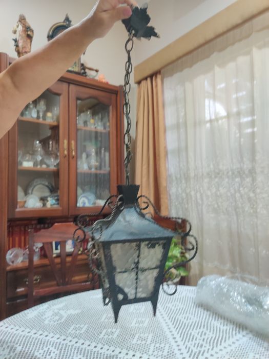 Candeeiro de ferro antigo vintage