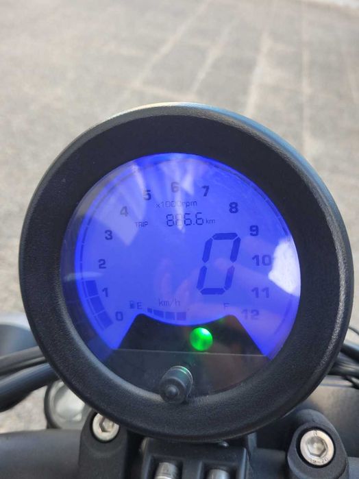 Keeway K-Light 125 como nova, só 886 km!