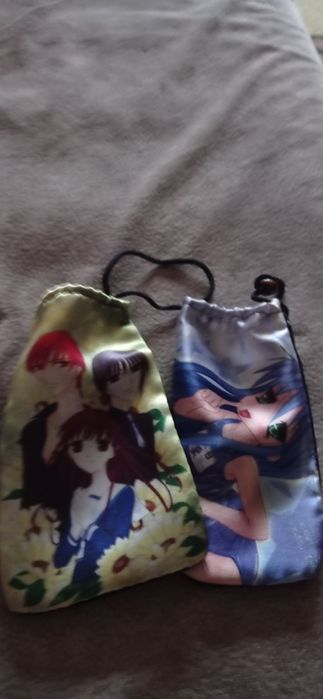 Мишка в коробке, аниме браслеты и мешочки