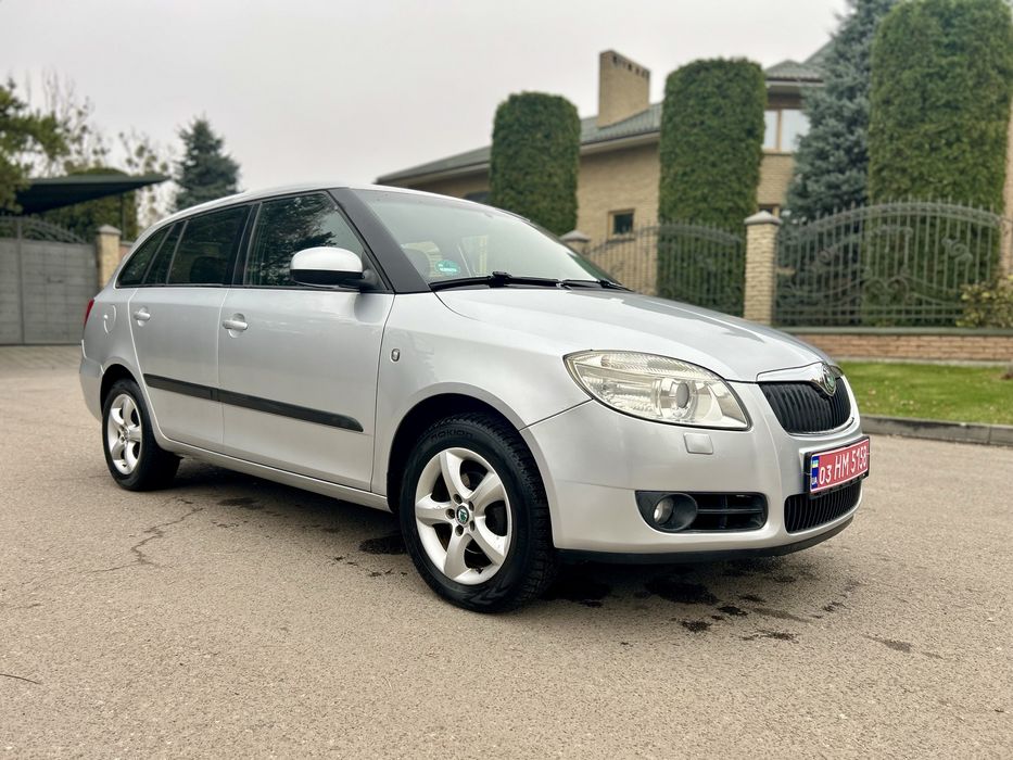 Skoda Fabia 1,6 бенз