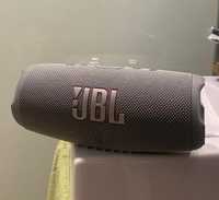 Caixinha de som JBL charge 5