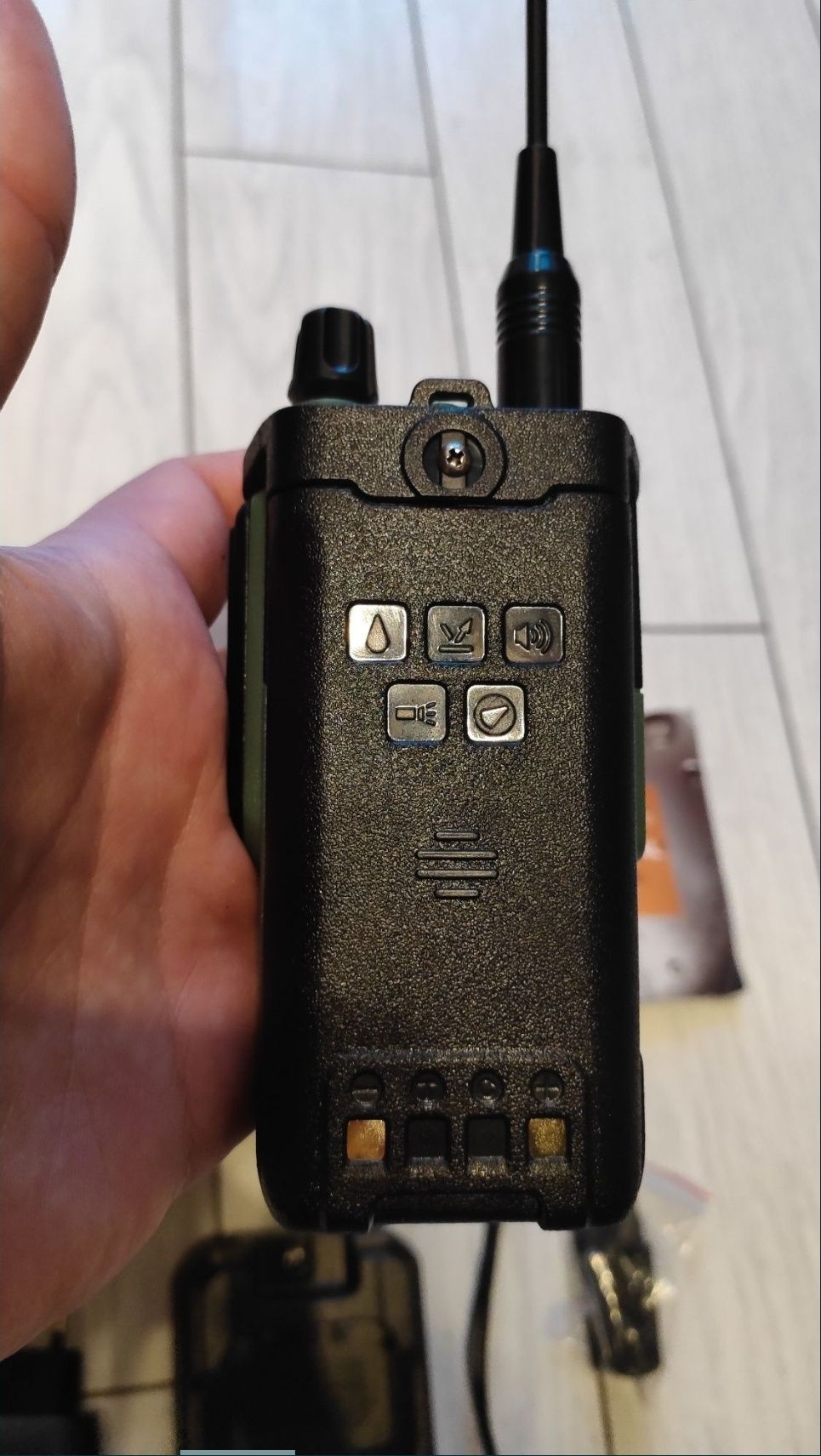 Рация Baofeng UV9R Pro V2 12W VHF/UHF VOX FM LED IP68 водостойкая
