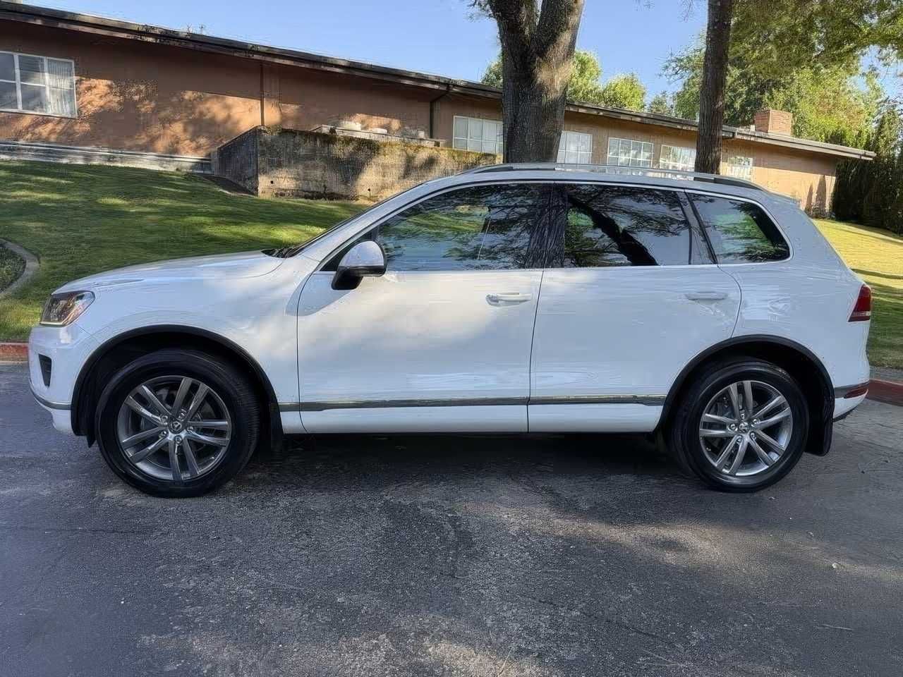 Volkswagen Touareg 2015