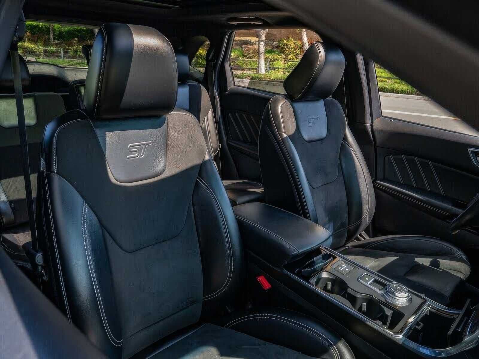 2020 Ford Edge ST