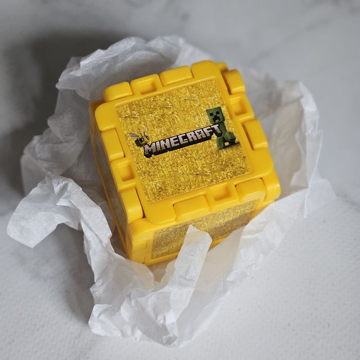 Іграшка Minecraft Блок золота Давн | McDonald's 2025