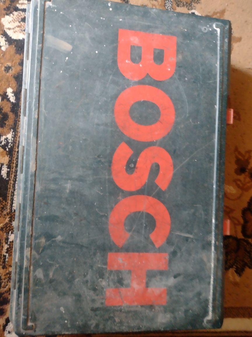 Отбойный молоток Bosch