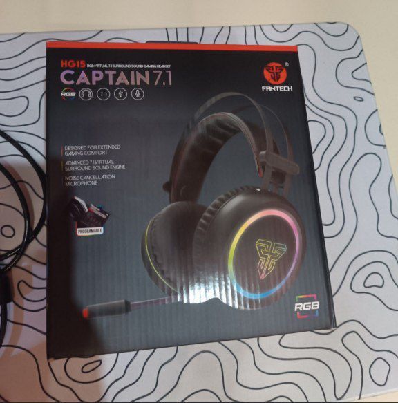 продам проводні навушники fantech