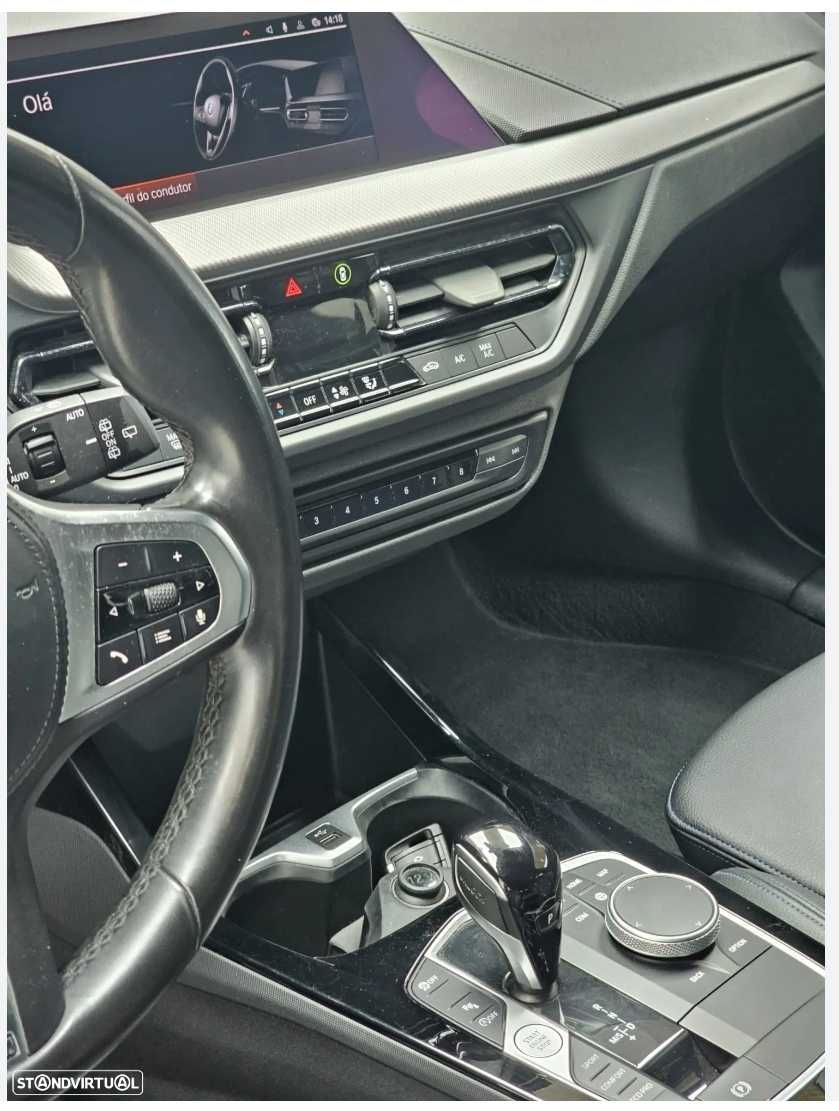 BMW 116d F40 pack desportivo M - 49000 km