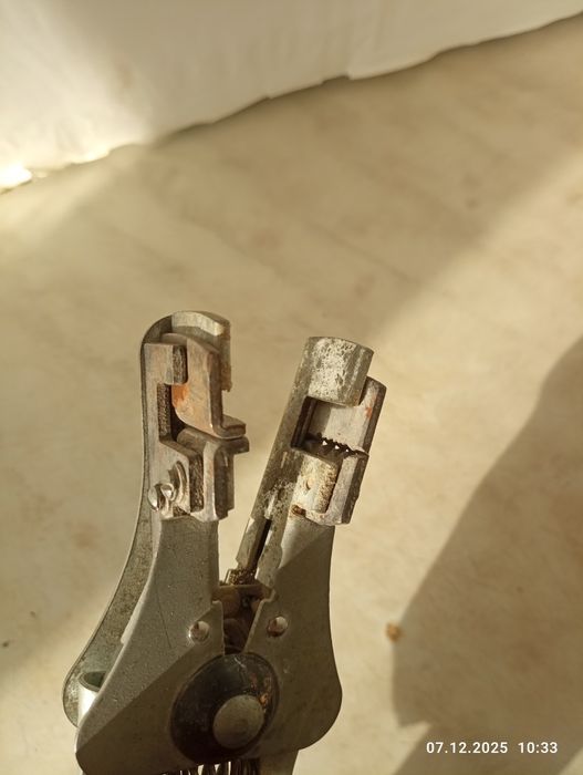 Продам стрипер .