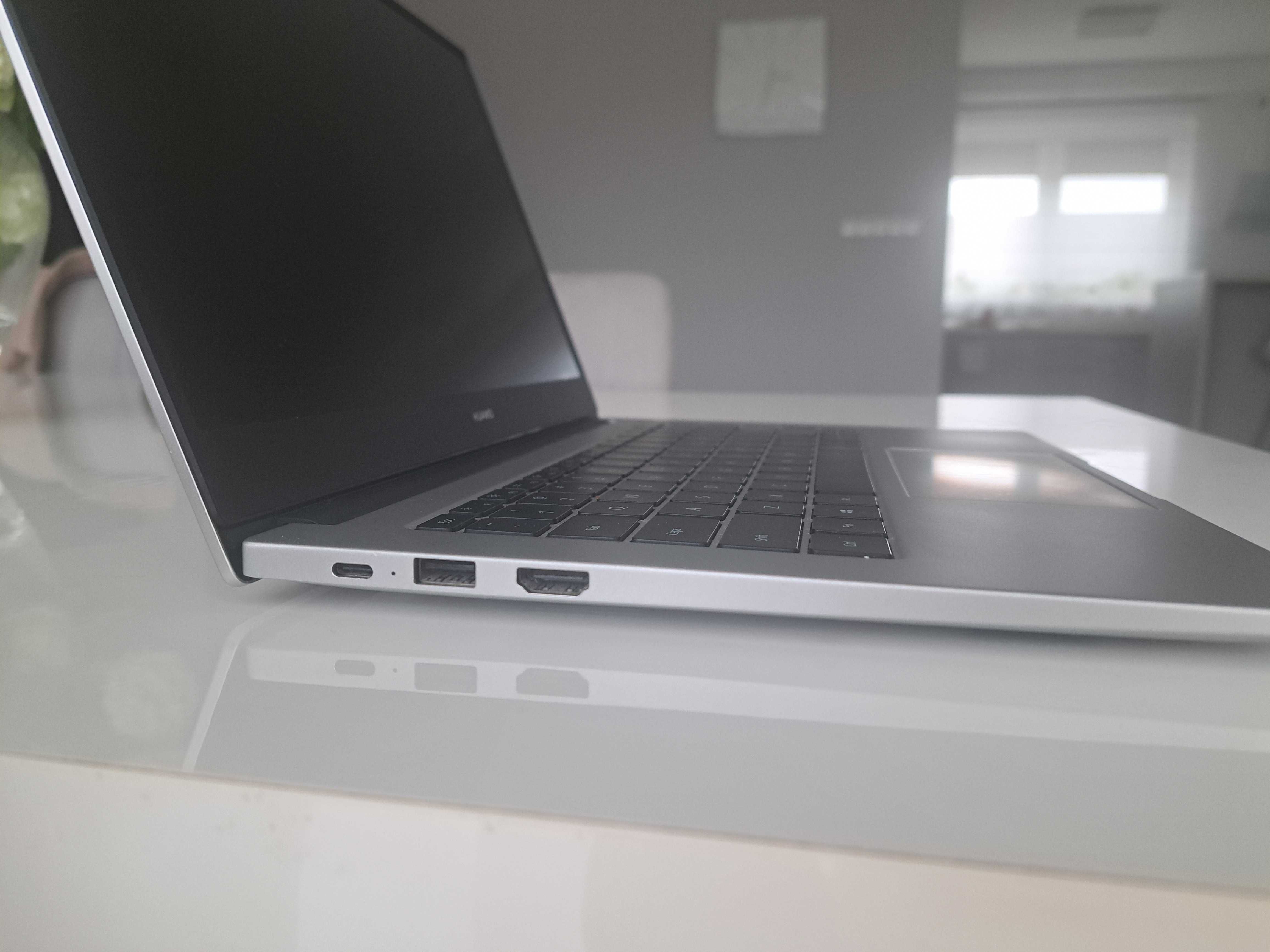 Huawei MateBook D 14 AMD R5 8G+512G (Nbl-WAQ9R)