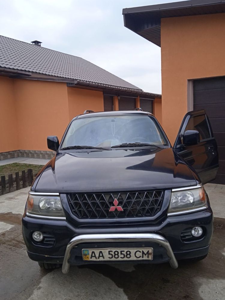 Продам авто Mitsubishi Pajero Sport