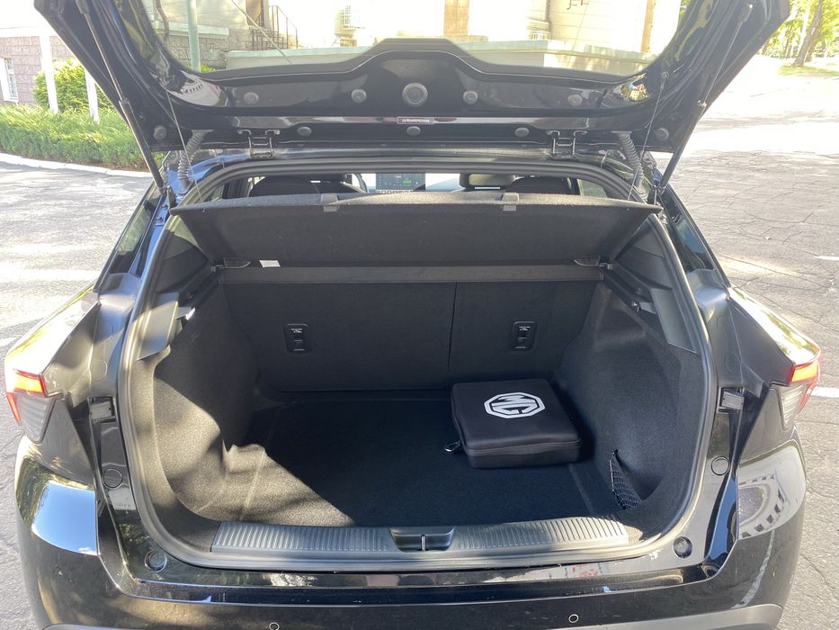 MG 4 2023.          .