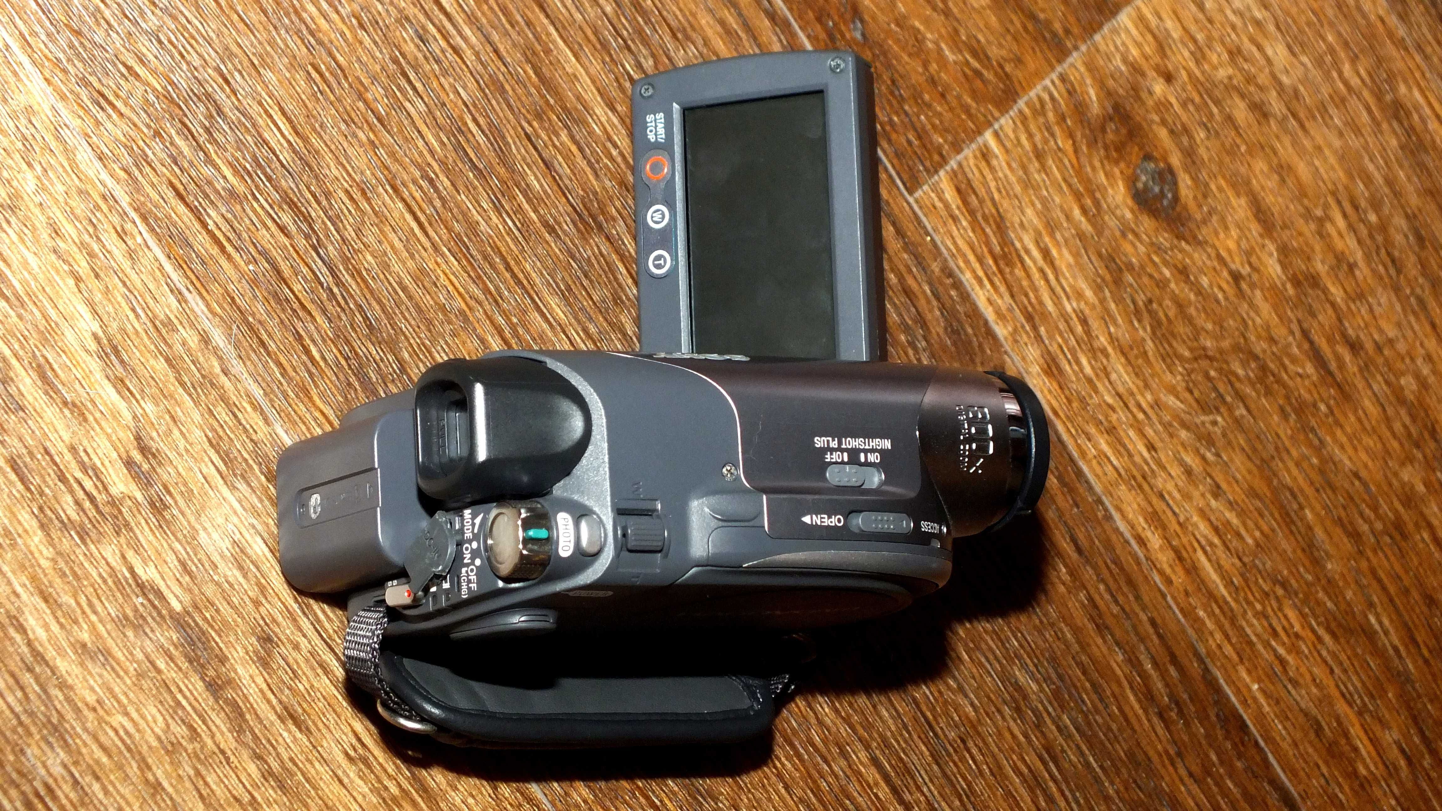 Видеокамера Sony DCR-DVD 205 E / Made in Japan
