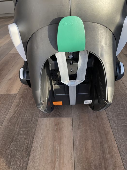 Автокрісло-переноска Cybex Aton B2 I-Size