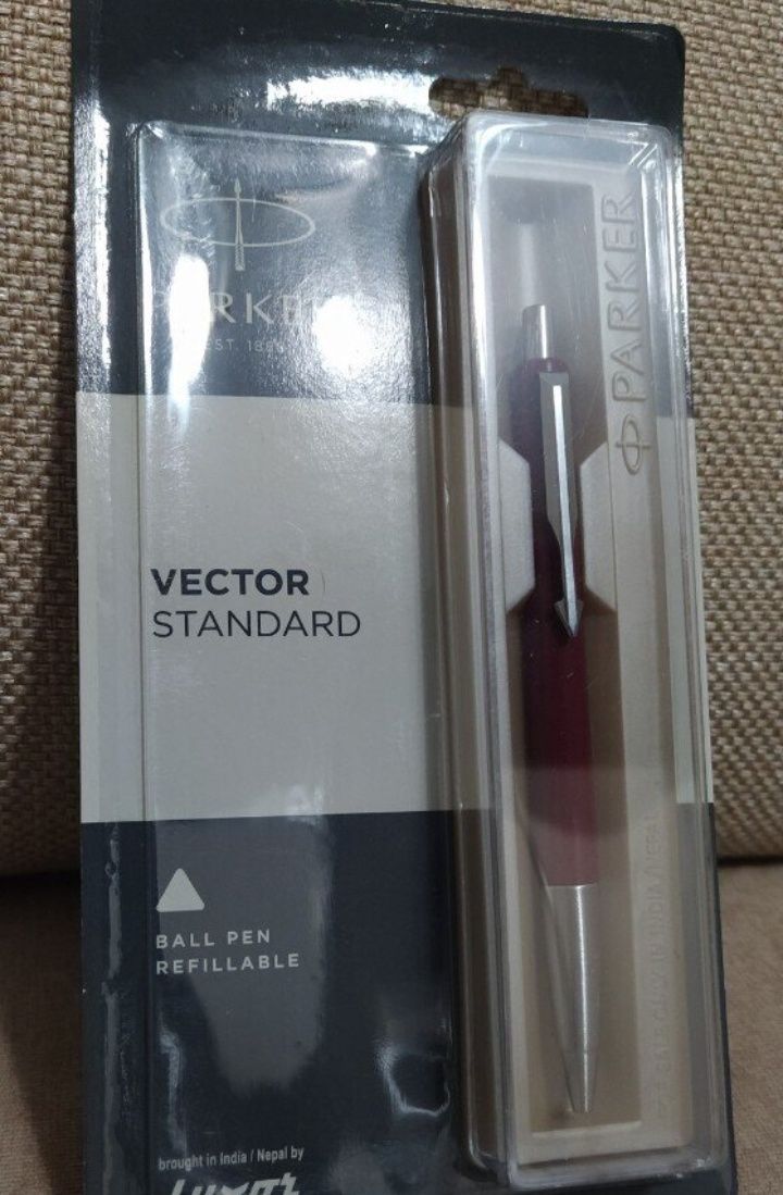 Шариковая ручка Parker Vector Standard Red