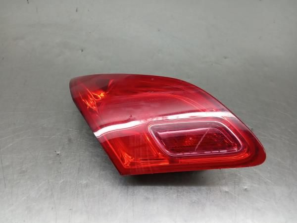 Farolim da mala esquerdo OPEL Astra J