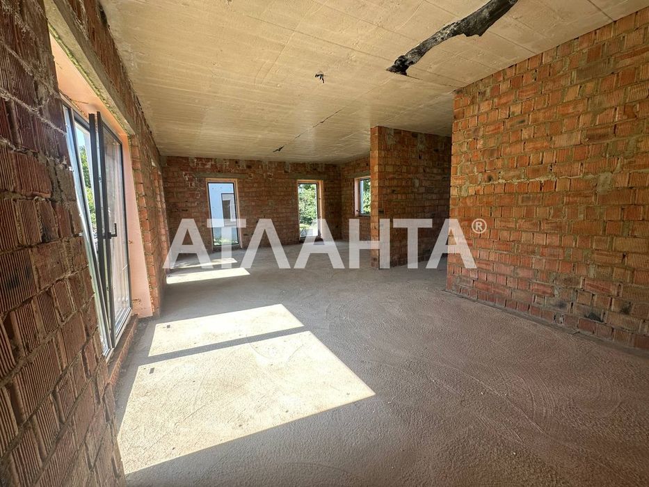 Hi-Tech будинок з панорамними краєвидами (р-н Роша-клуб)