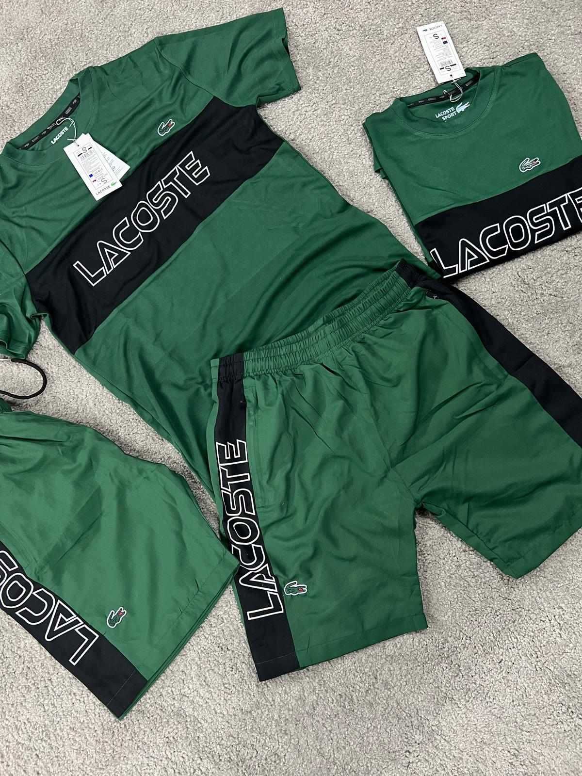 Conjunto de  calção com t-shirt verde