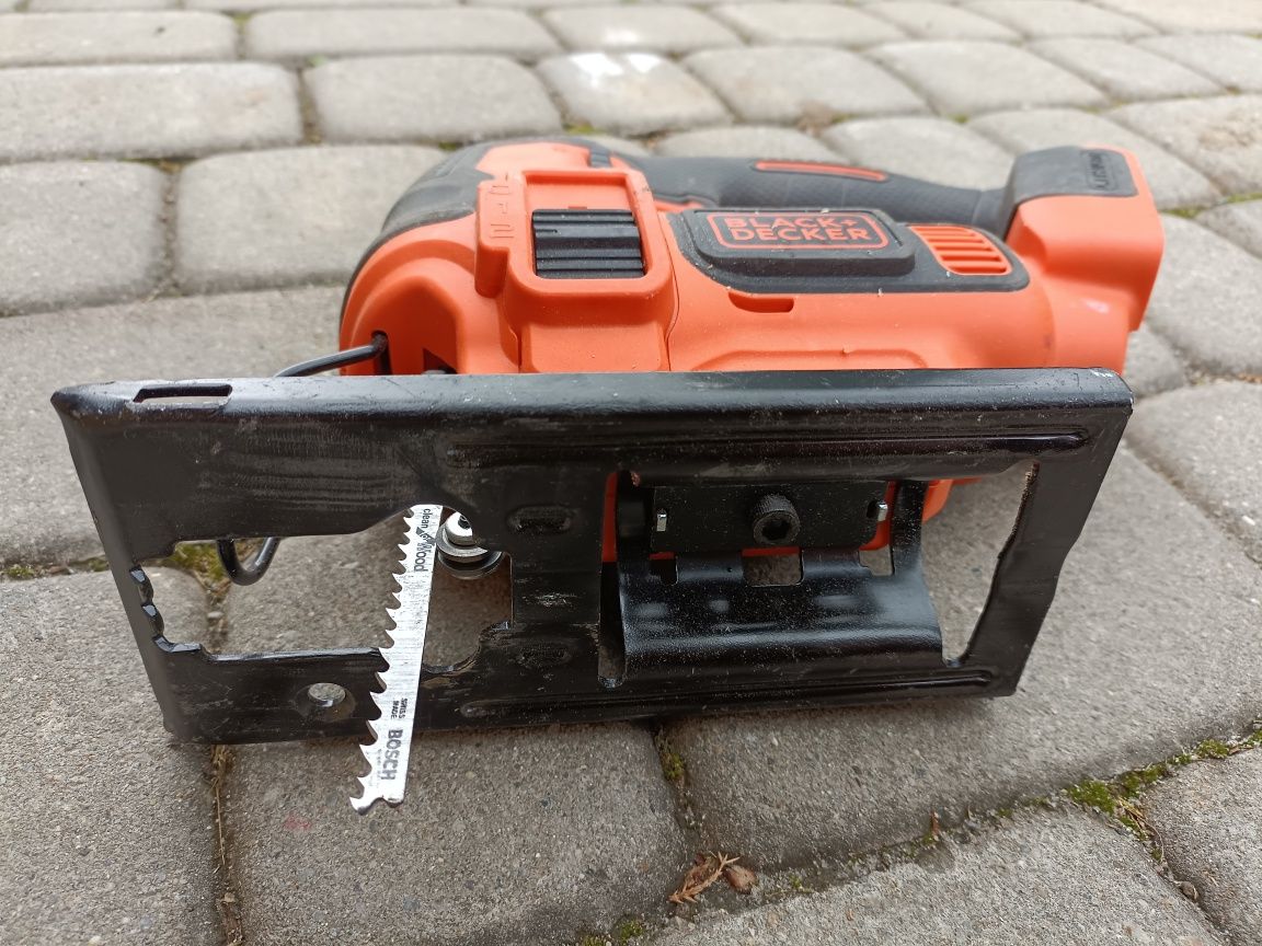 Zestaw Black+Decker, klucz, wyrzynarka, piła