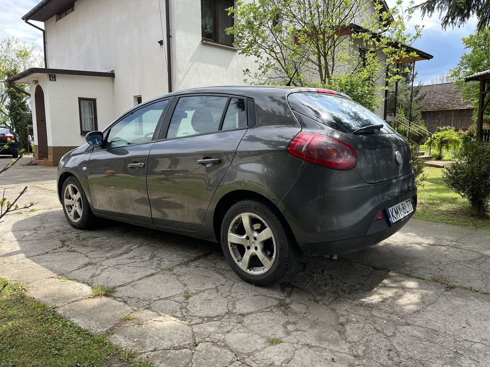 Fiat bravo II 1.9 , 2 kpl kół.