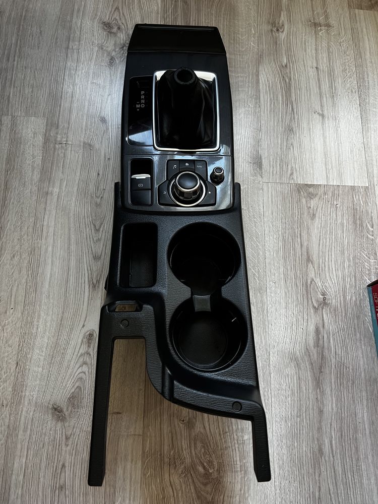 Разборка MAZDA CX-5 12-17 тоннель,консоль,блок мультимедиа