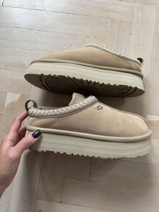 Уги на платформі UGG TAZZ ||