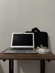 MacBook Air 13 A1466 i5/8GB/128GB SSD Stan idealny + ładowarka, etui