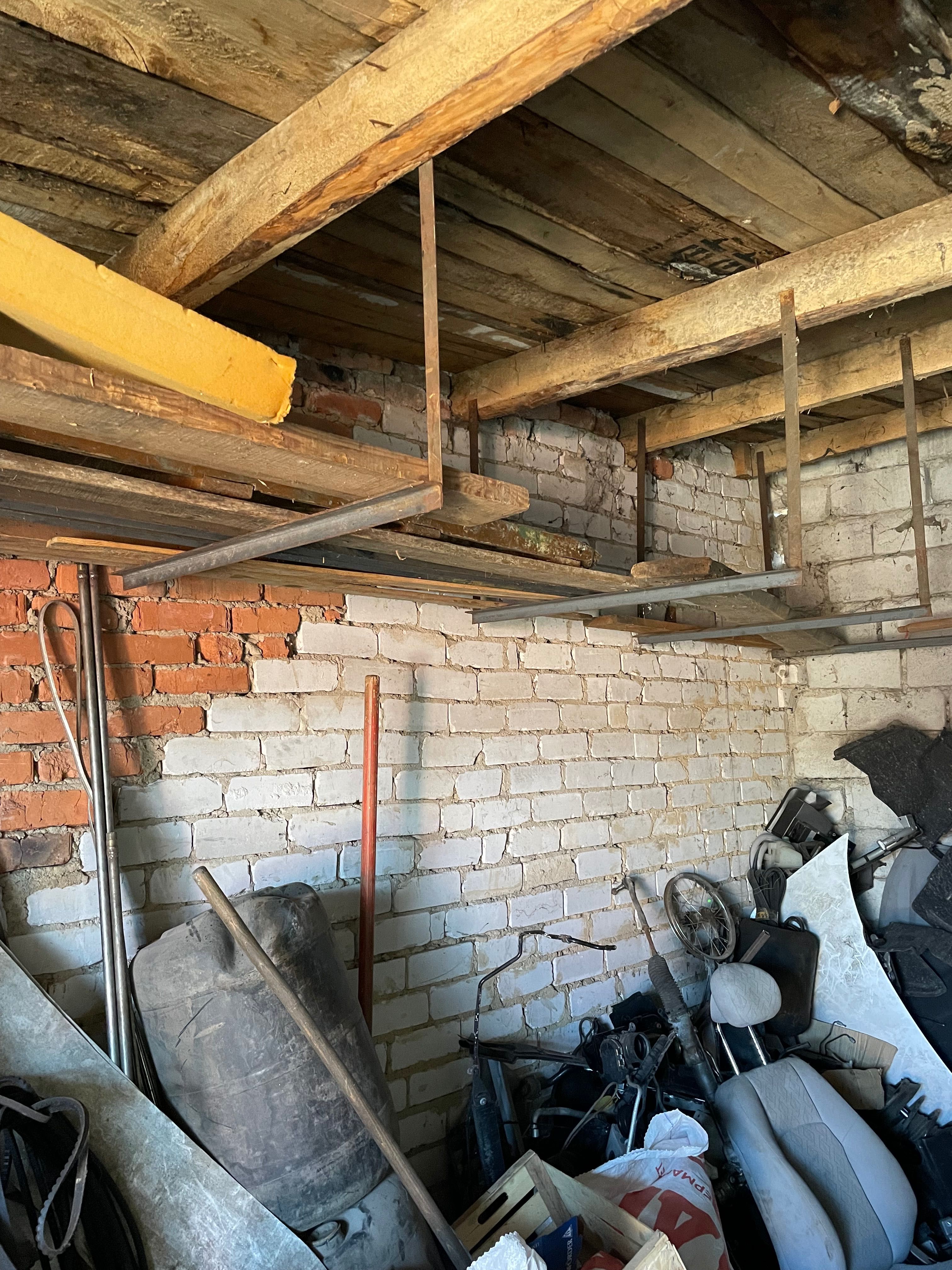 Продам гараж в кооперативі "Світанок"