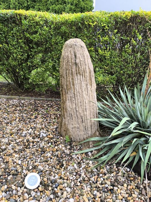 Stalagmity skały kamienie ozdoba ogrodu stalagmit Opole