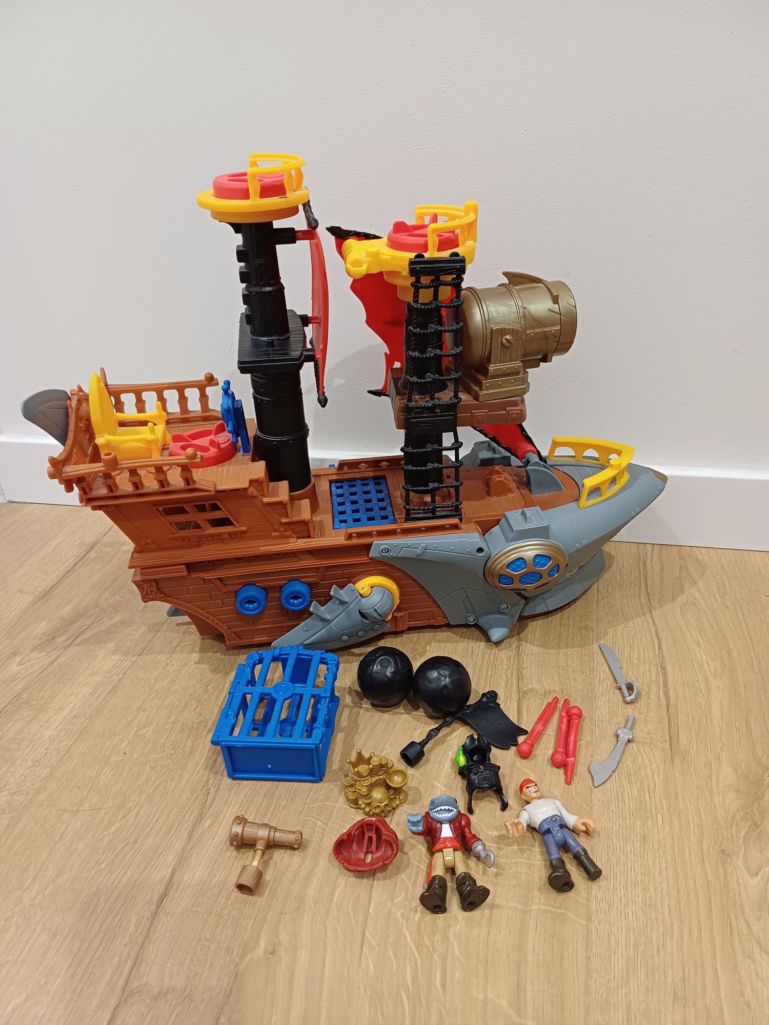 Statek piracki Fisher price imaginext rekin