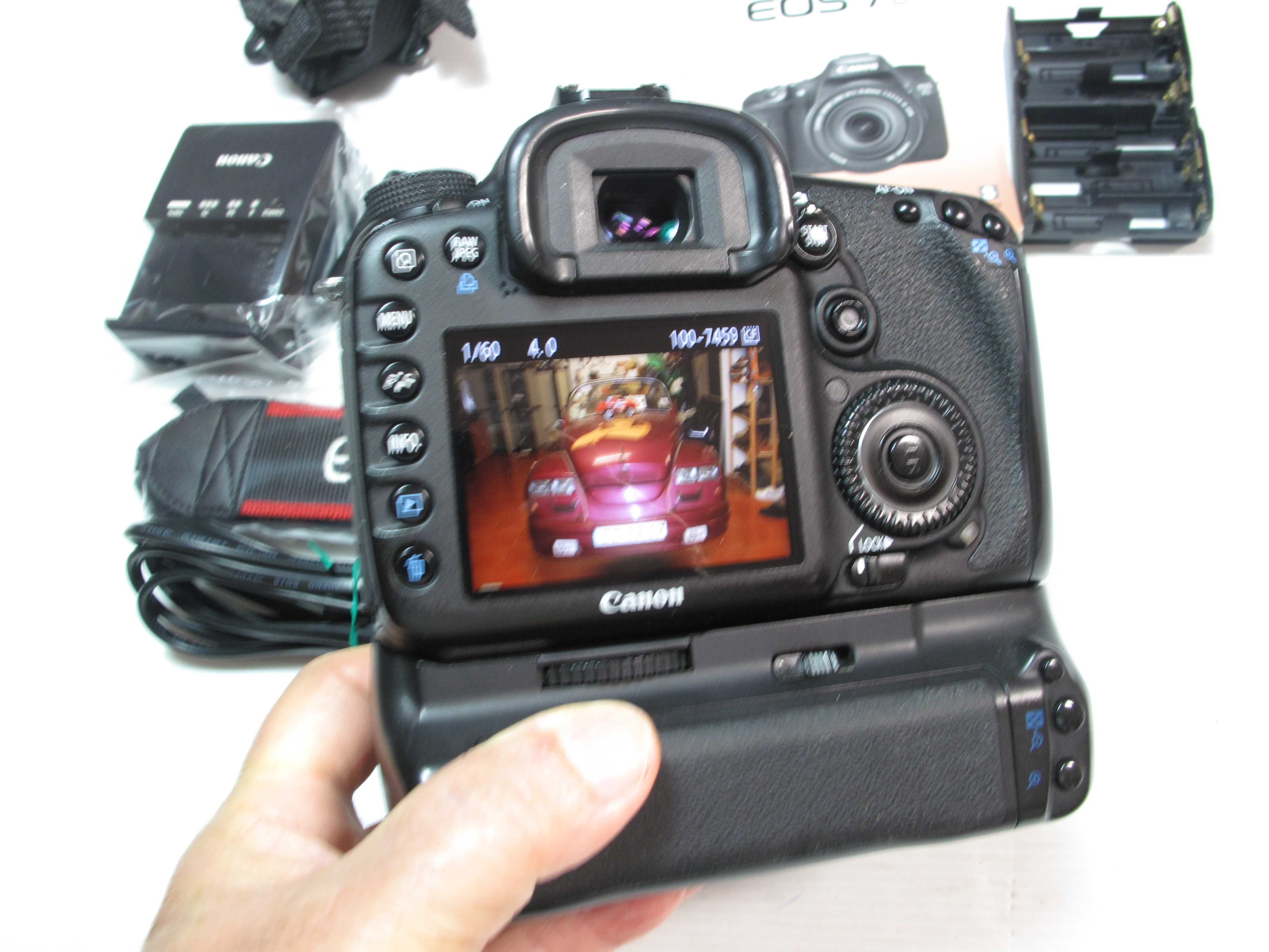 Canon 7D + Punho com ou sem lente só 39 mil disparos