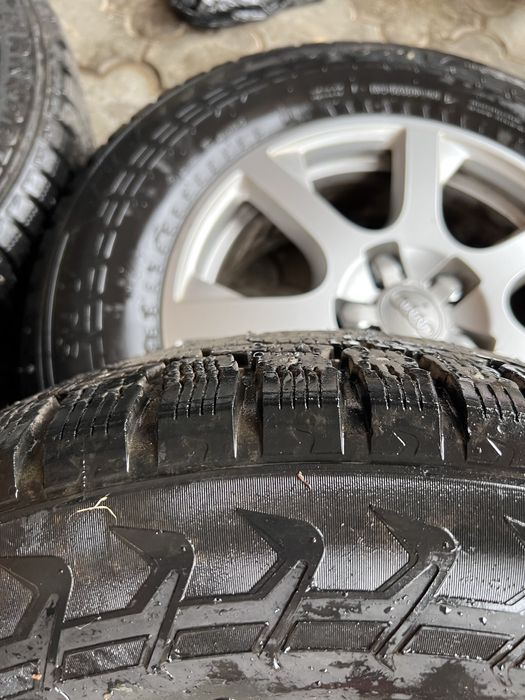 Зимові колеса Nokian Hakkapellitta 235/65/R17 Ориг.диски Audi Q5/Q7