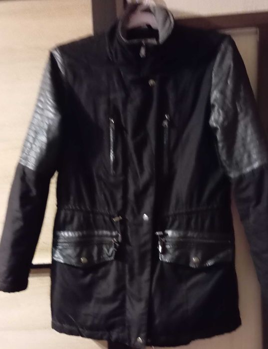 Куртка жіноча весняна