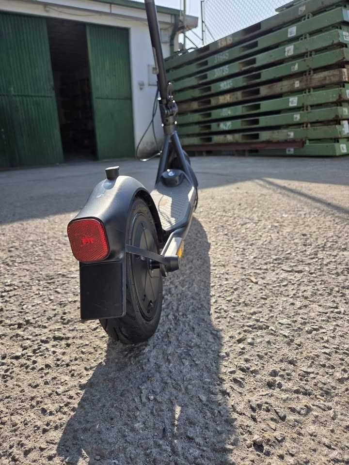 Trotinete Segway Ninebot F2E 400W (como nova)