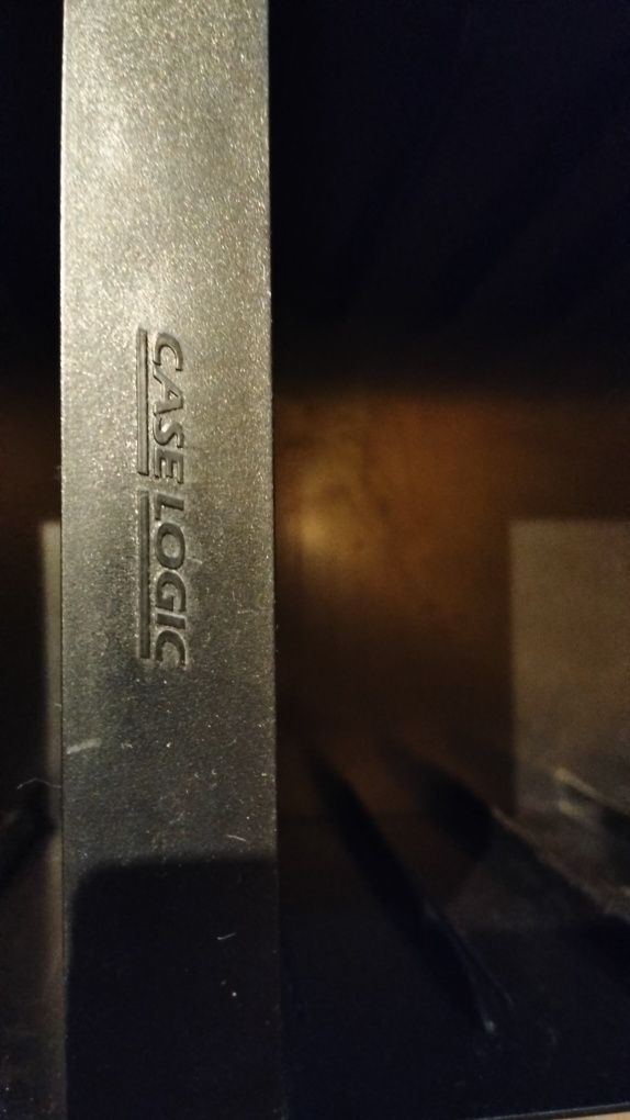 Stojak na płyty CD Case Logistic