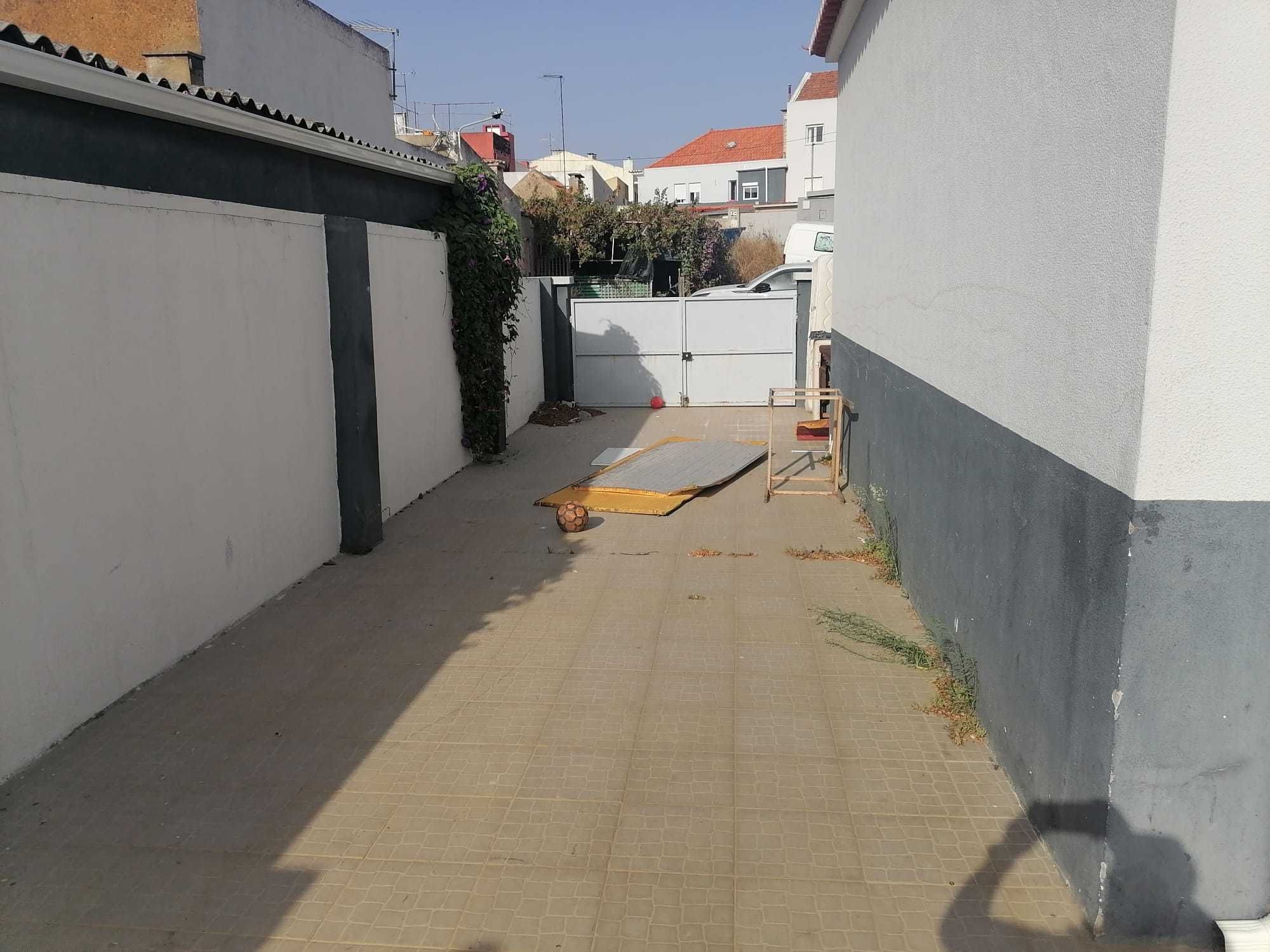 Moradia Germinada T3 - Setúbal - São Nicolau