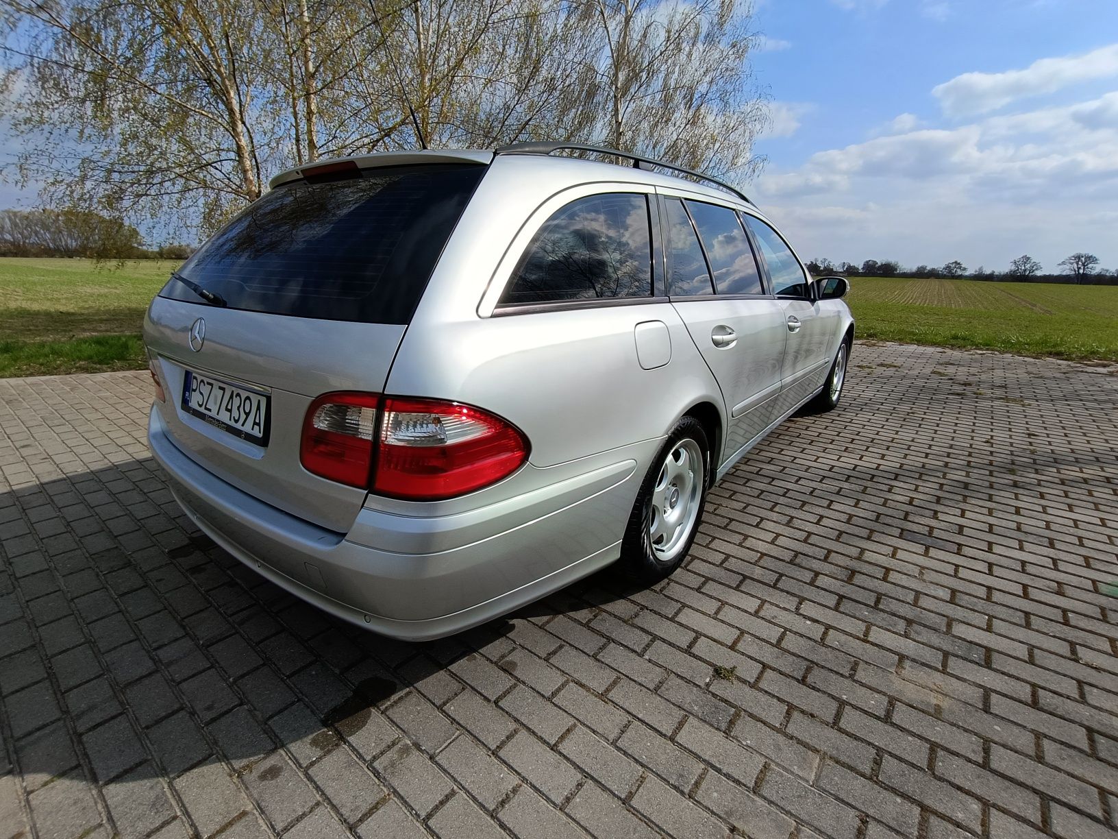 Sprzedam Mercedesa w211 3.2 cdi