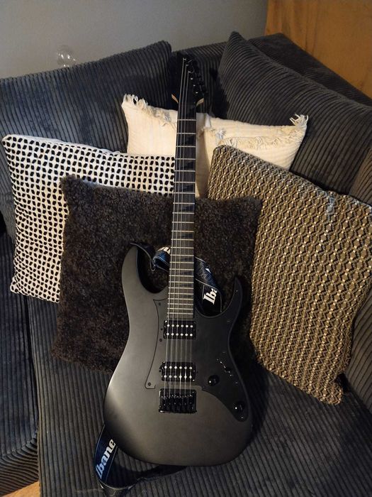 Zestaw gitara elektryczna ibanez + wzmacniacz marshall