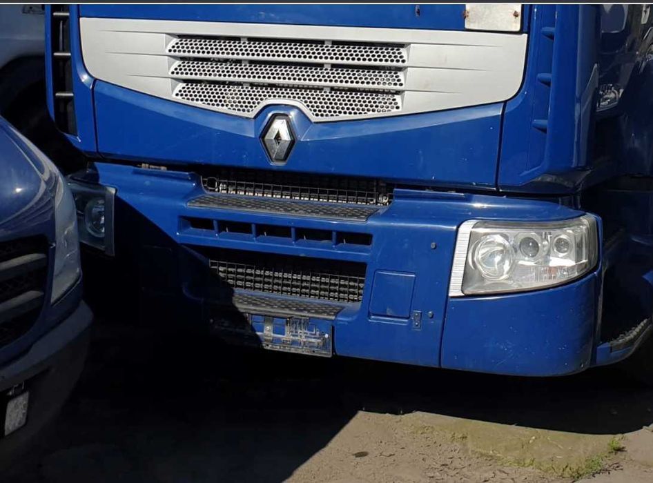 RENAULT MAGNUM PREMIUM РЕНО Магнум Премиум бампер перед, разборка