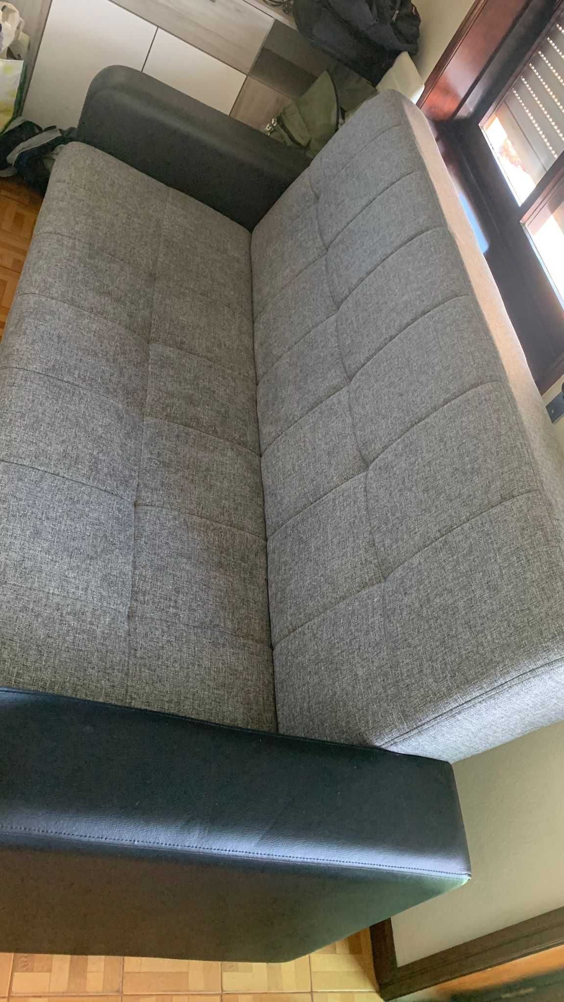 Sofá Cinza 3 lugares