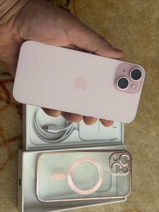 iPhone 15 Różowy Bateria 89% 128gb