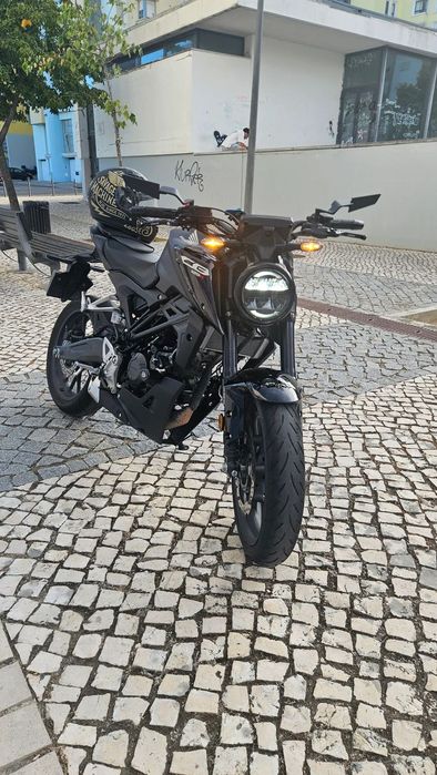 Honda CB  125 R