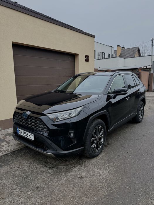 RAV 4 Hybrid 2023р від вдасника. Офіційний. Рік гарантії
