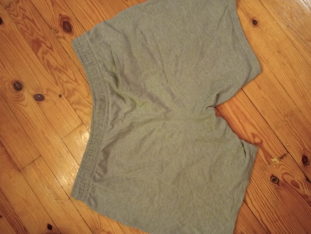 Duże spodenki dresowe 3 XL