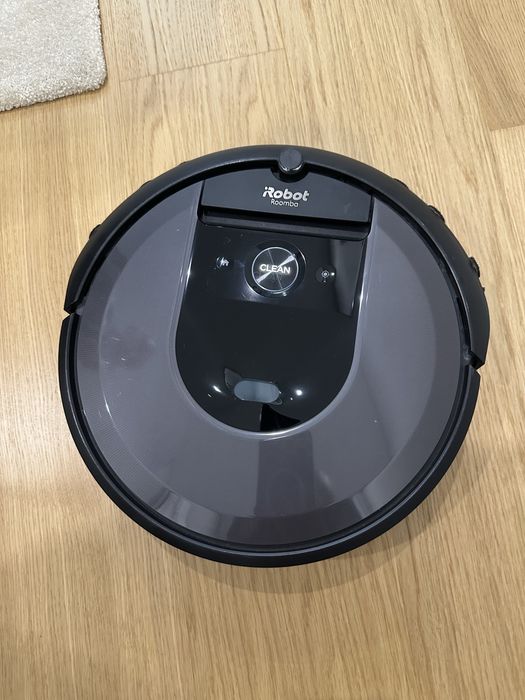 Aspirador Roomba i7+ inteligente automatico com clean base