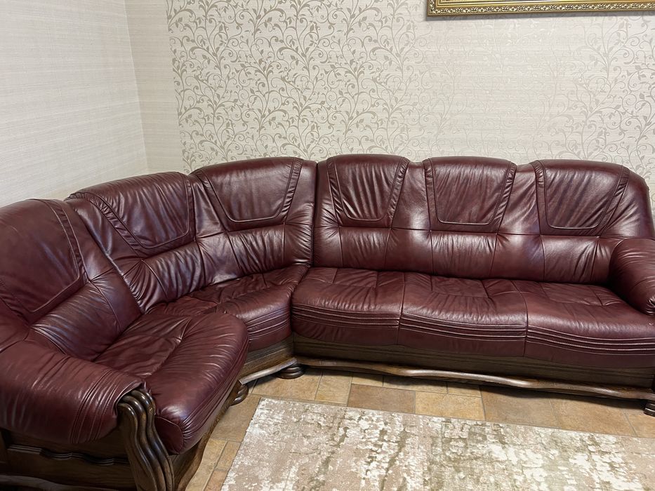 Диван кутовий для вітальні