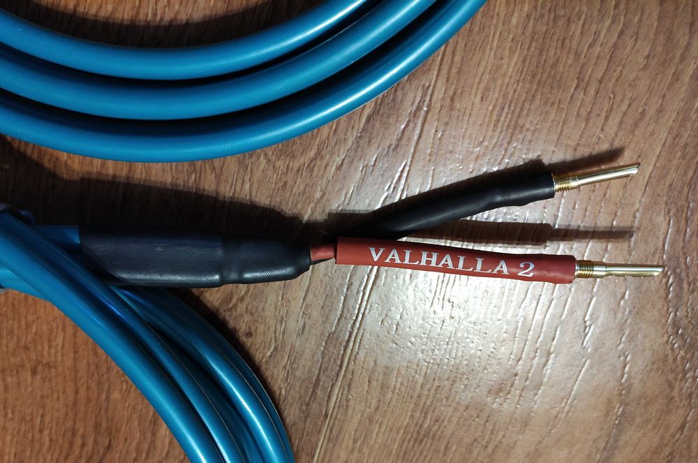 Акустический кабель Wireworld Oasis 3 термоусадка Valhalla бананы WBT