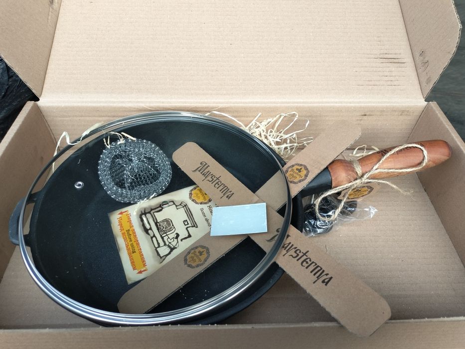 Сковородка чугунная "Наша Майстерня" Ø28см зі скляною кришкою