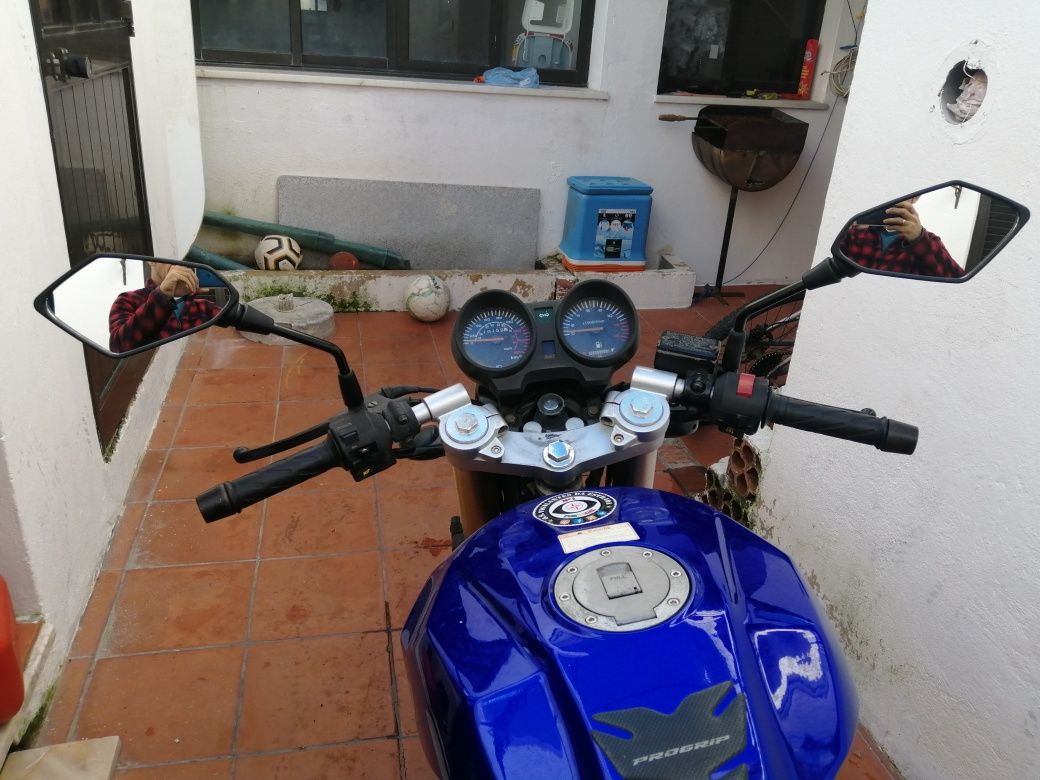 Vendo ou troco 125cc
